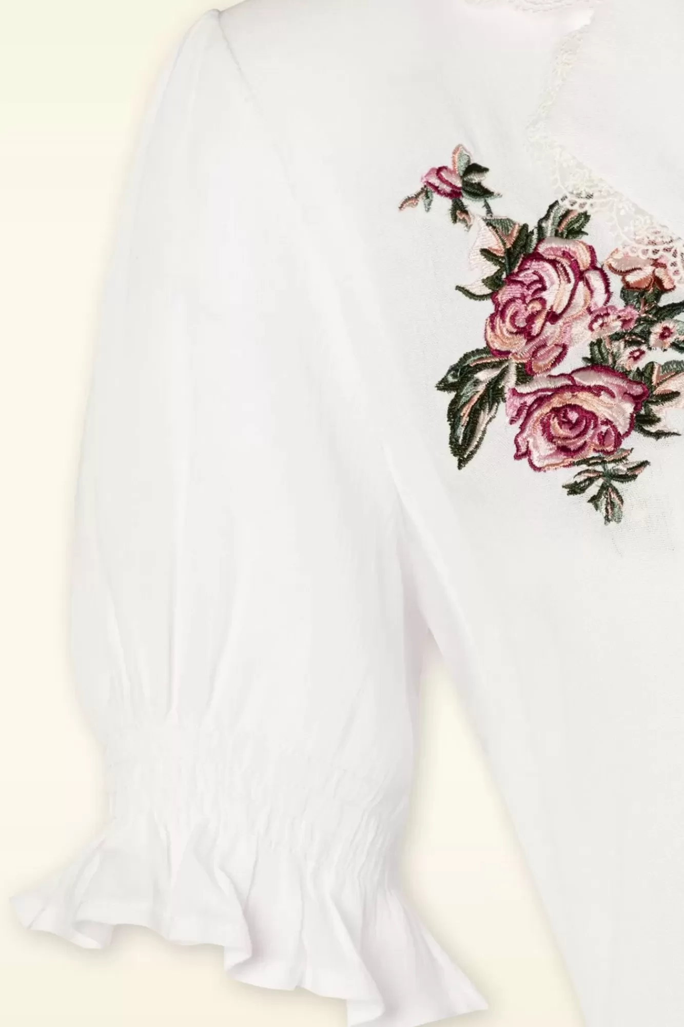 Vixen Vintage Geborduurde Bloemenblouse In Wit | Vrouwen Blouses